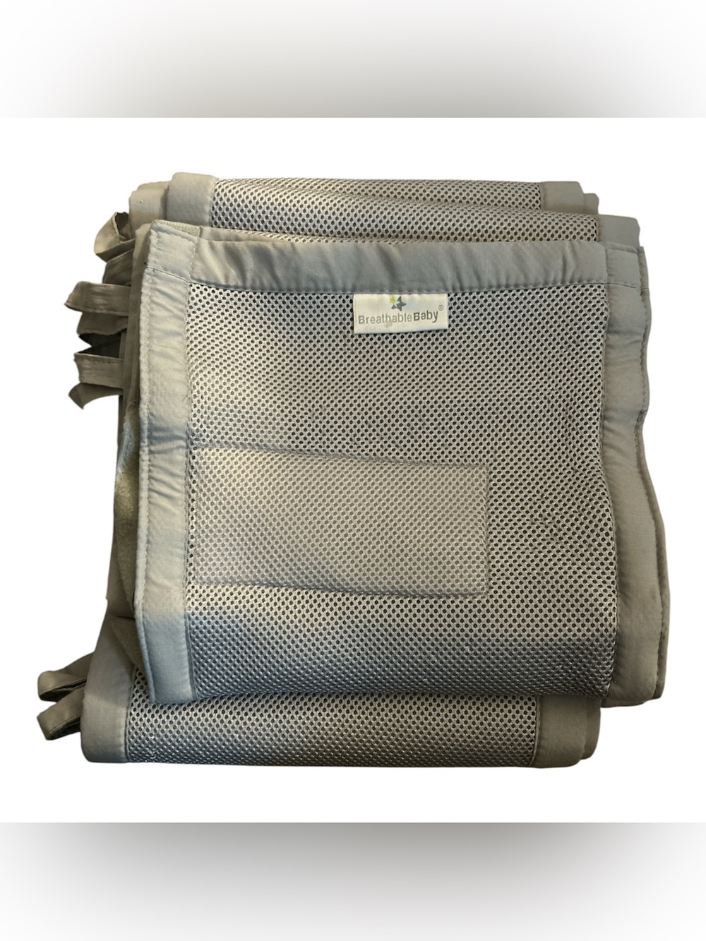 Breathable Baby breathable mesh liner for full-size cribs.
